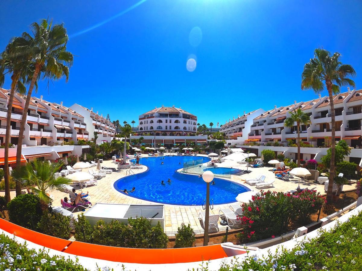 Parque Santiago I: Spacious First Floor With Large Balcony *