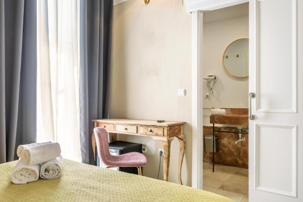 Hotel Catedral Jerez 2*