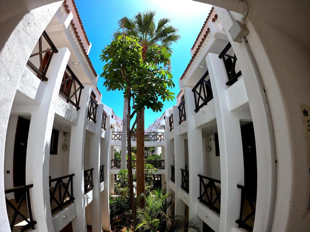Apartment Parque Santiago I: Spacious First Floor With Large Balcony