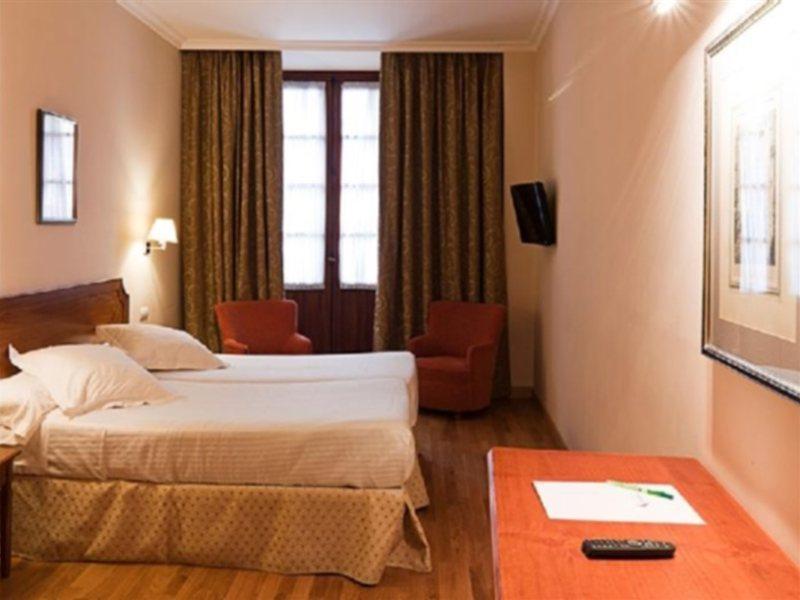 Casas De Mercaderes Hotel 3*