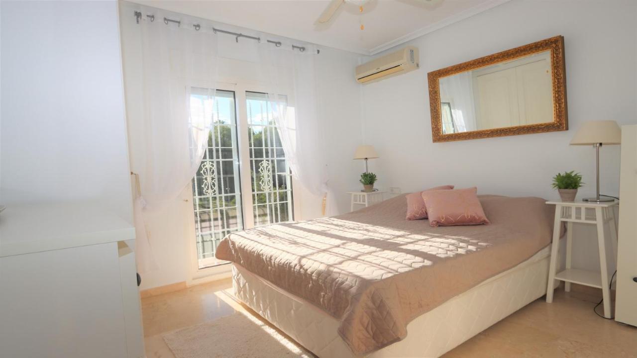 Dolses Ref.7082 Apartamento *