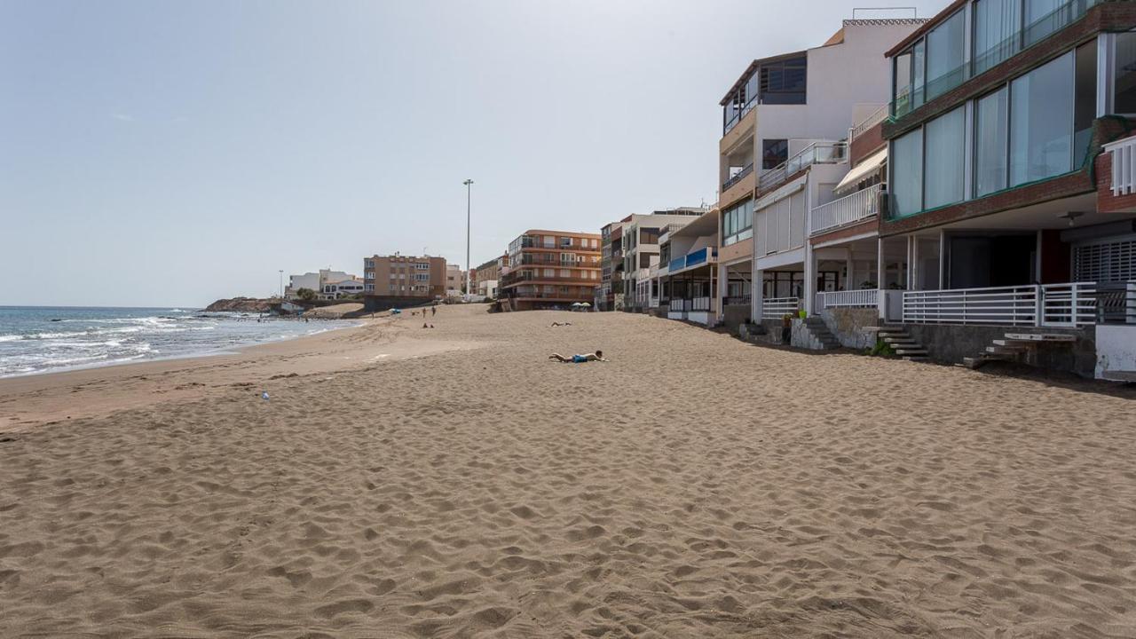 Apartamento With Terrace On The Beachfront *