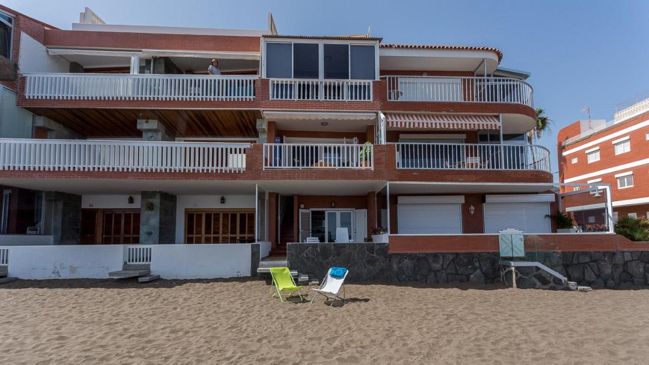 With Terrace On The Beachfront * Salinetas