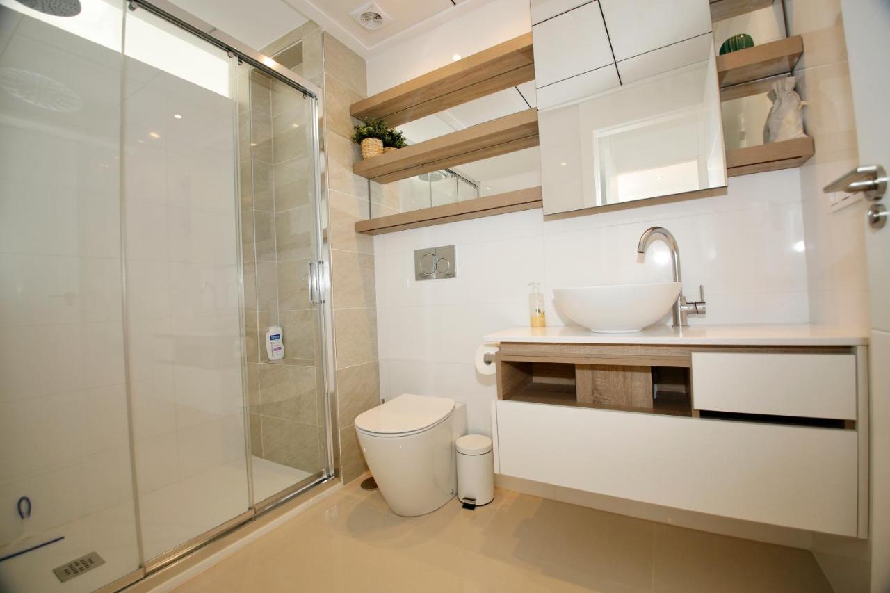 Fortuna 44 - Ac, Pool And Roof Terrace *