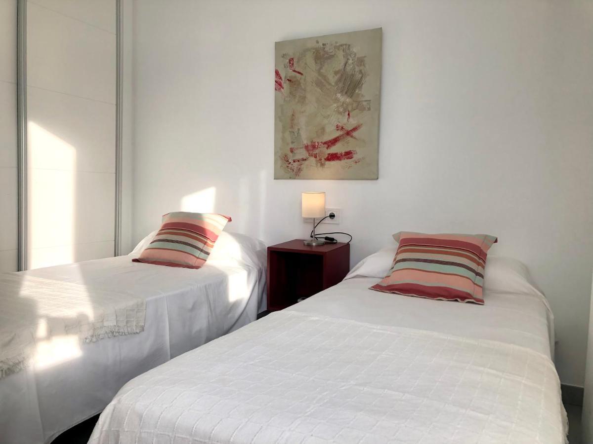 Сasa de vacaciones Gatu Conil Sunset House Con Piscina, 3 Dormit, 3 Baños, Jardín Privado , Wifi Y Parking *