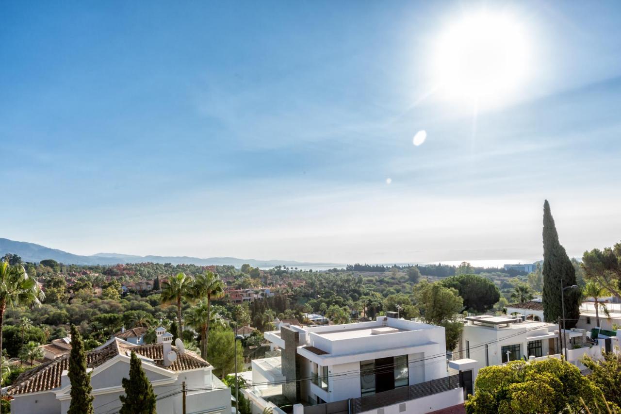 Apartment In Senorio De Aloha With Sea Views *