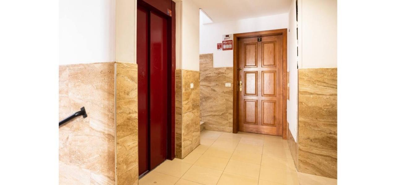 Casa Krisma, Fabulous Modern Spacious 2 Bedrooms Apartment, Remote Work, Fast Wifi, Parking&ac