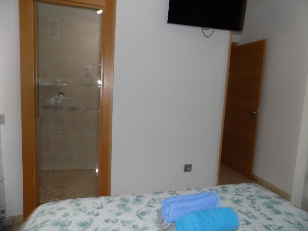 Centro Privada En Compartidos Homestay Malaga