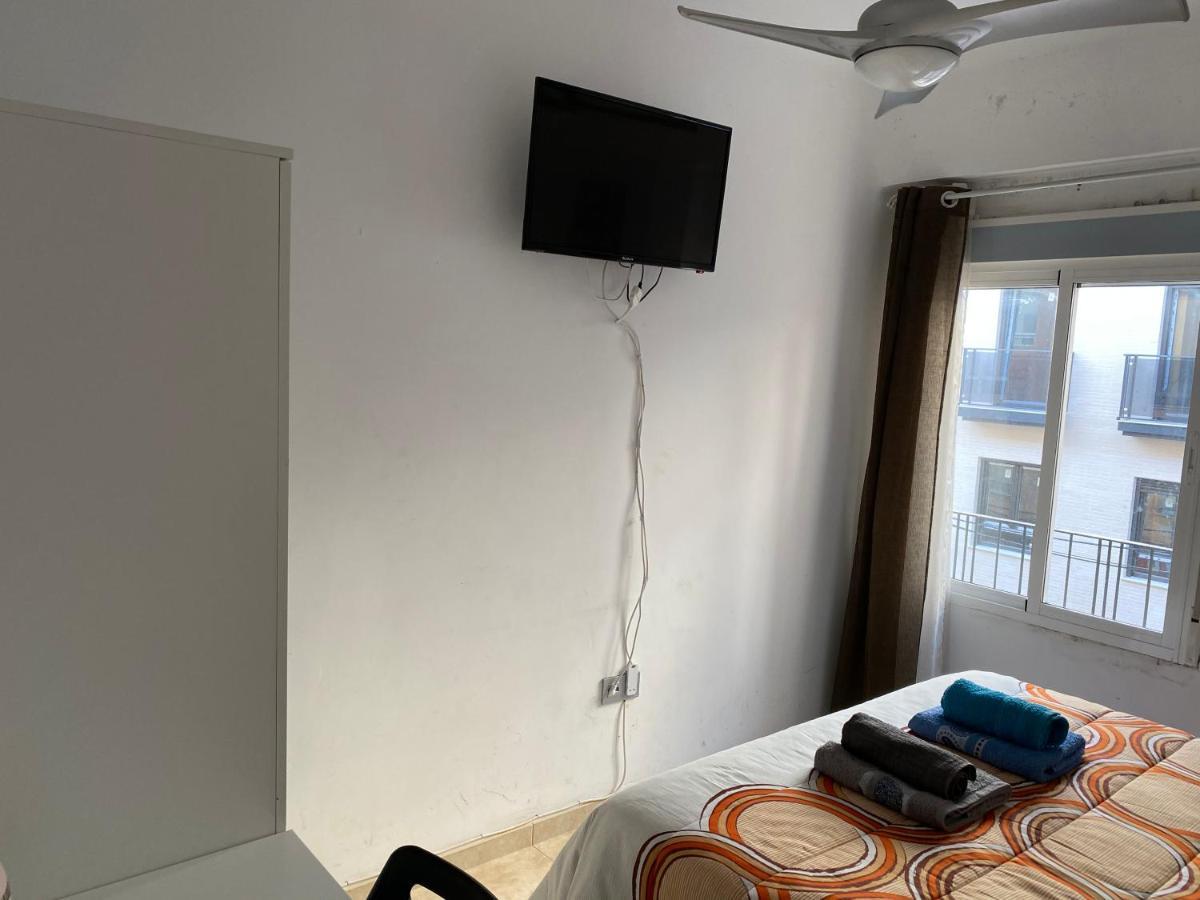 Centro Privada En Compartidos Homestay Malaga