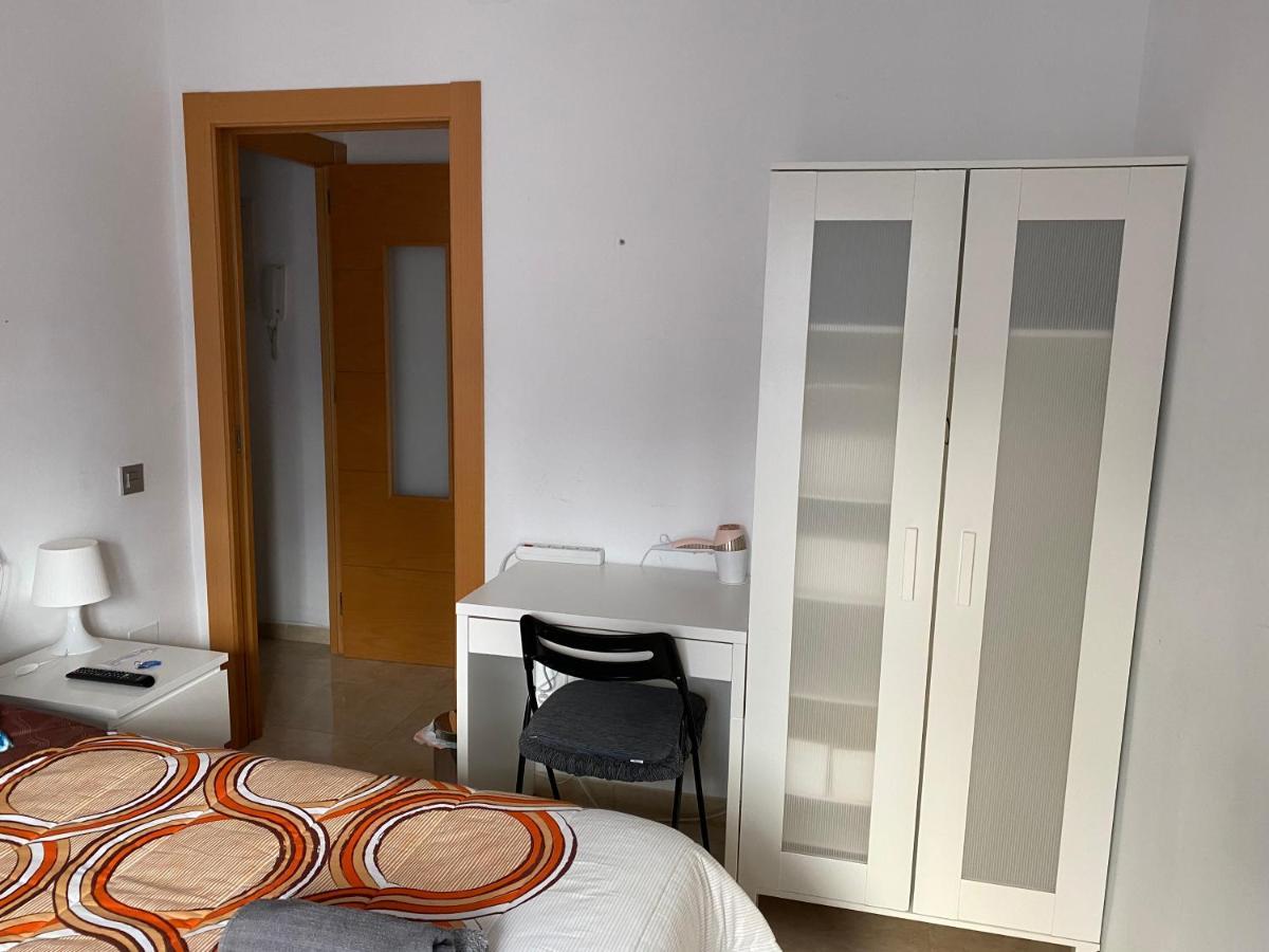 Centro Privada En Compartidos Homestay