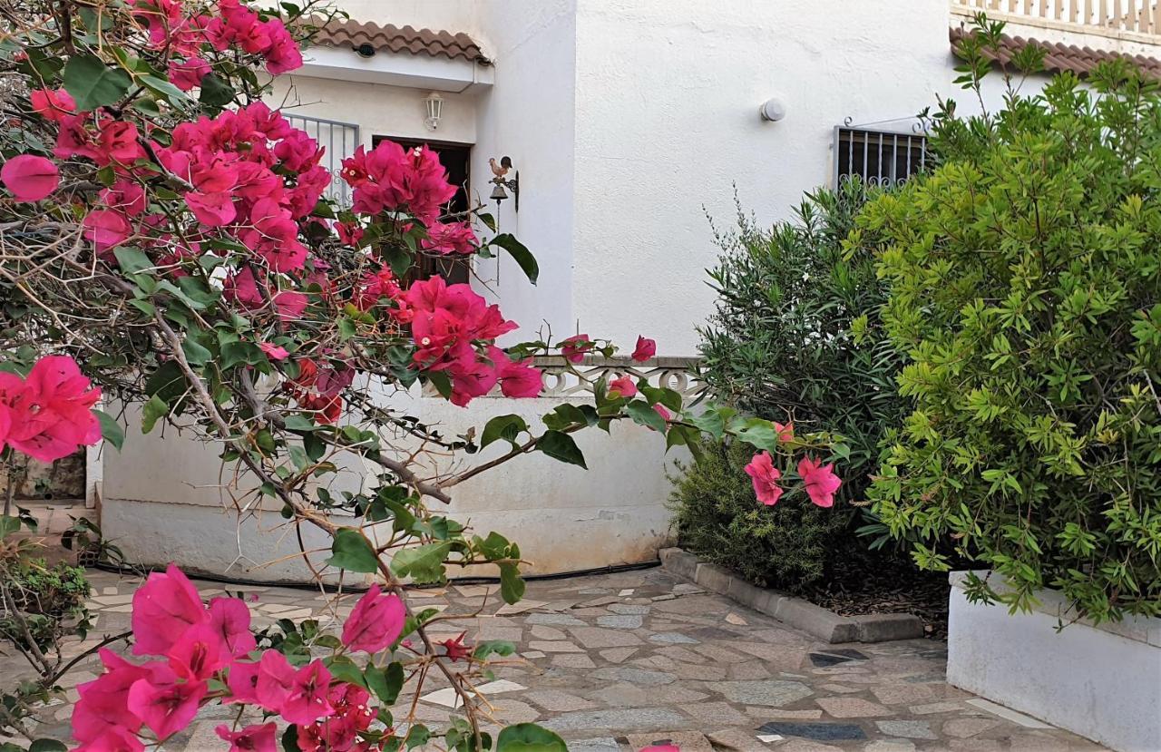 Villa Aquamarina: Mediterranean Getaway With Garden And Sea Proximity *