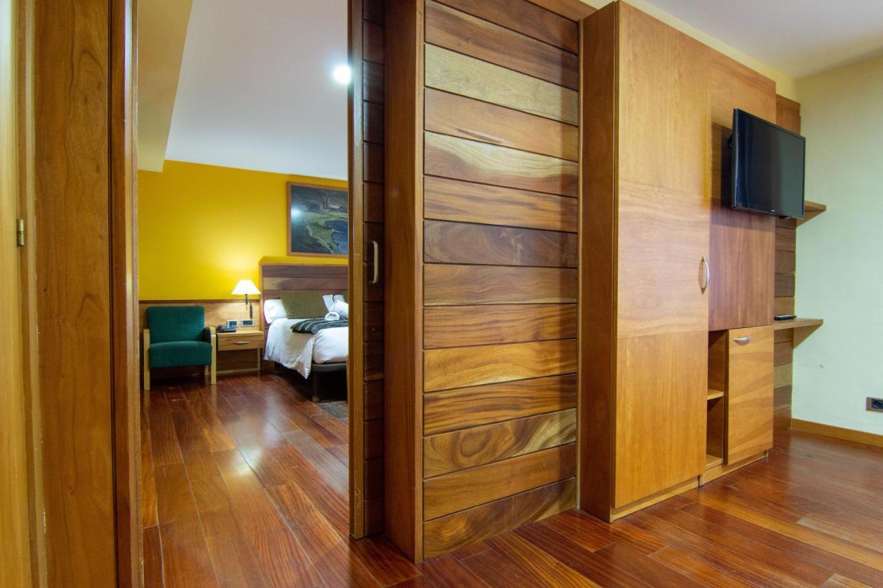Hotel Vall De Núria 3*