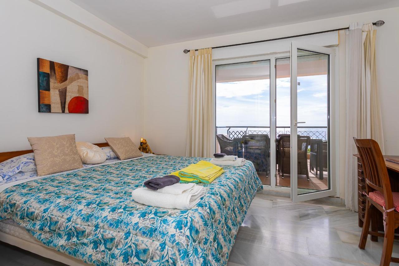Mi Capricho Beachfront Penthouse, P12 5a