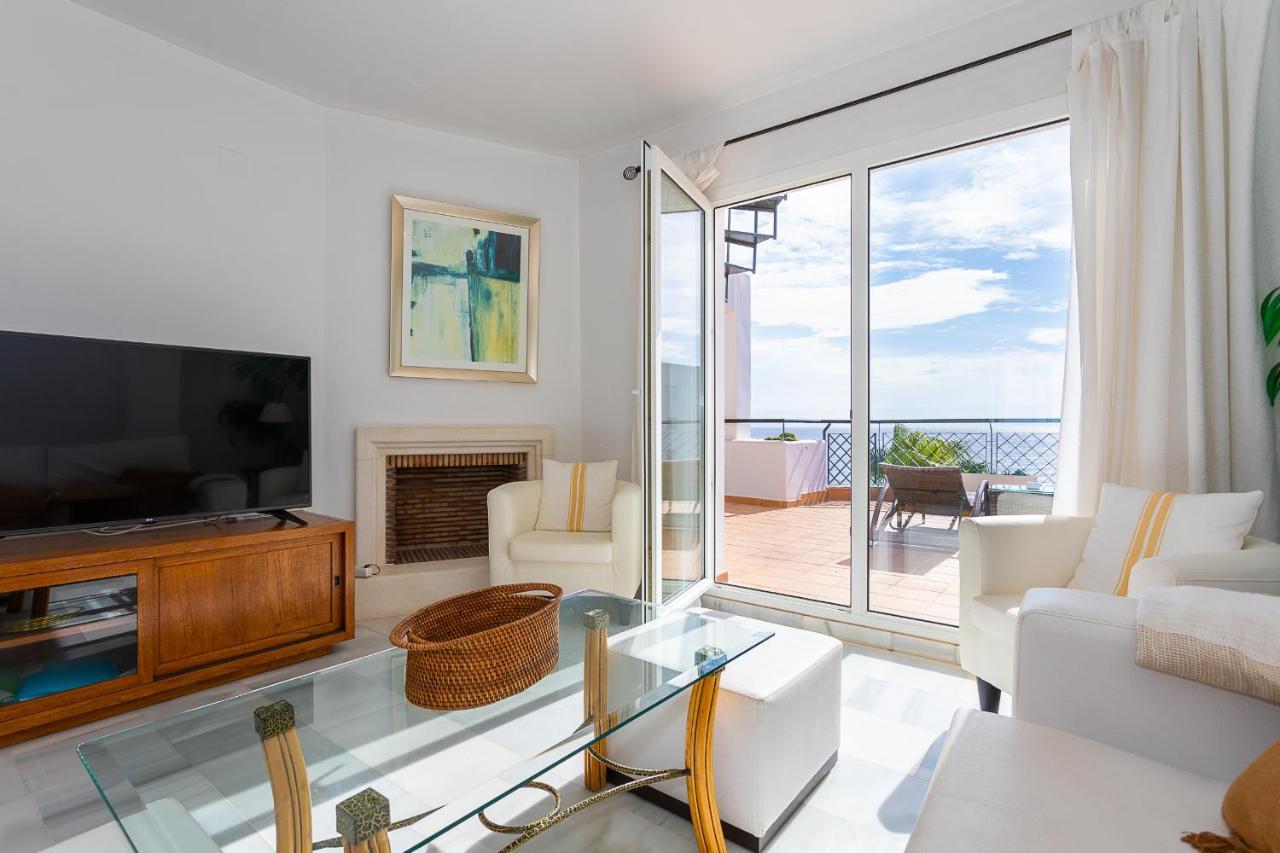Mi Capricho Beachfront Penthouse, P12 5a *