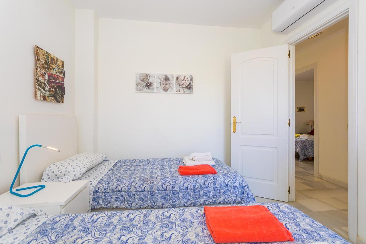 Mi Capricho Beachfront Penthouse, P12 5a Sitio de Calahonda