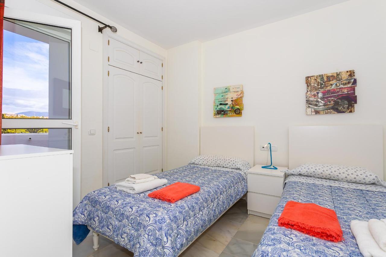 Apartment Mi Capricho Beachfront Penthouse, P12 5a *