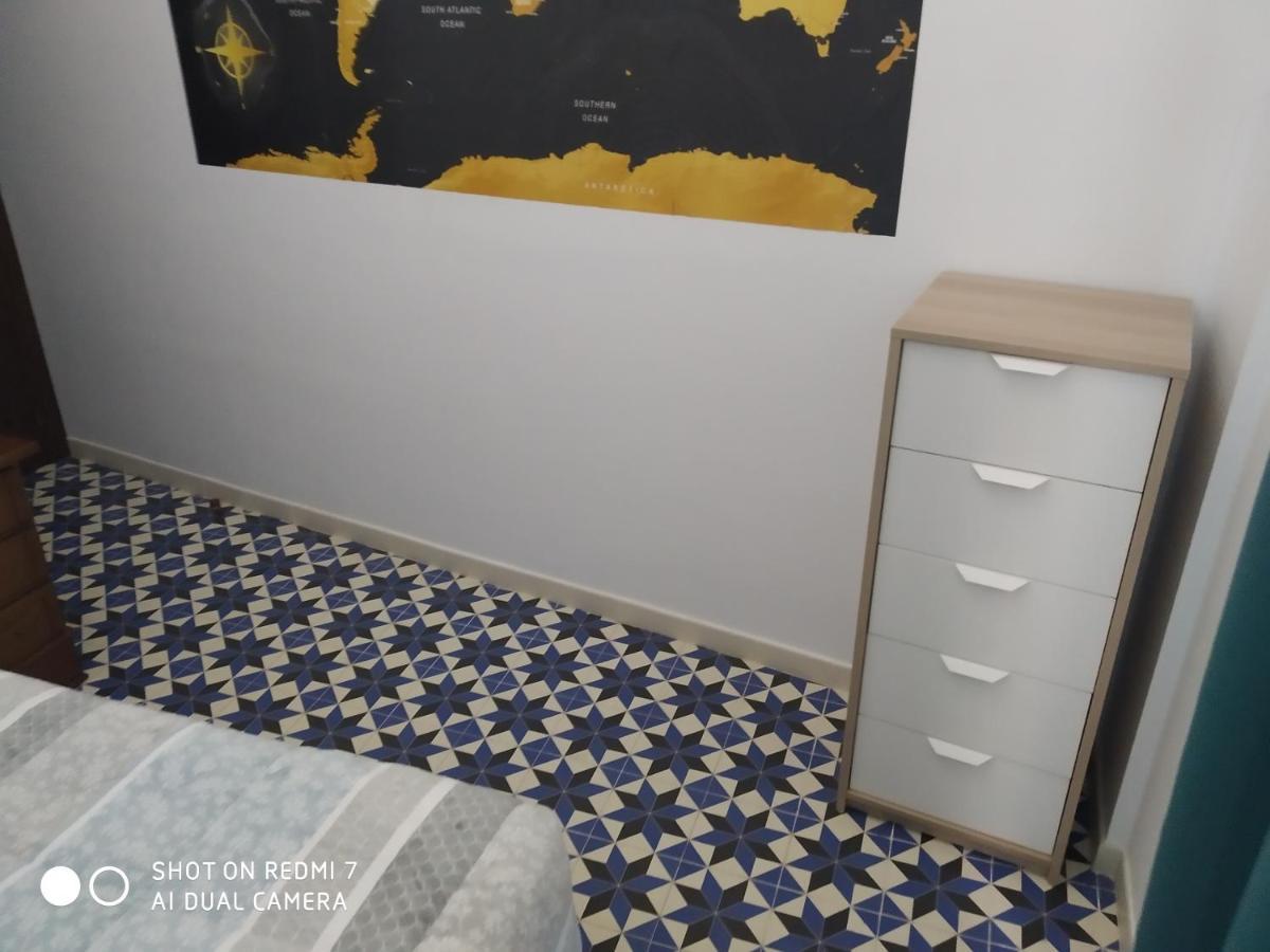 Alojamiento Castillo Arabe Y Museo