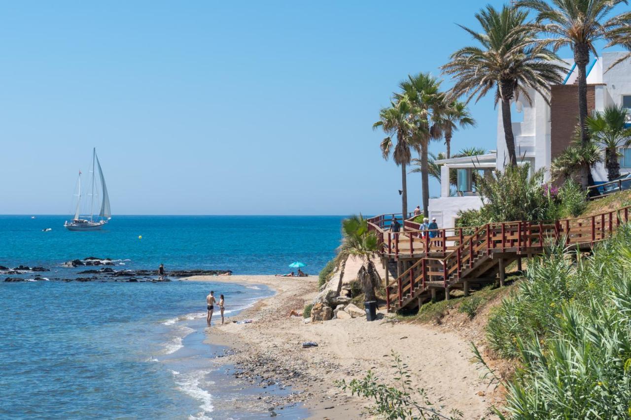 Lets In The Sun La Cala Village Sea View Apartamento