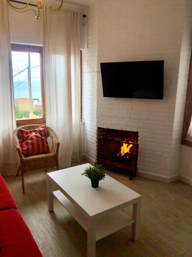 Gatu Cielo Y Mar Con Chimenea, Terraza , Wifi Y Vista Al Mar Apartamento