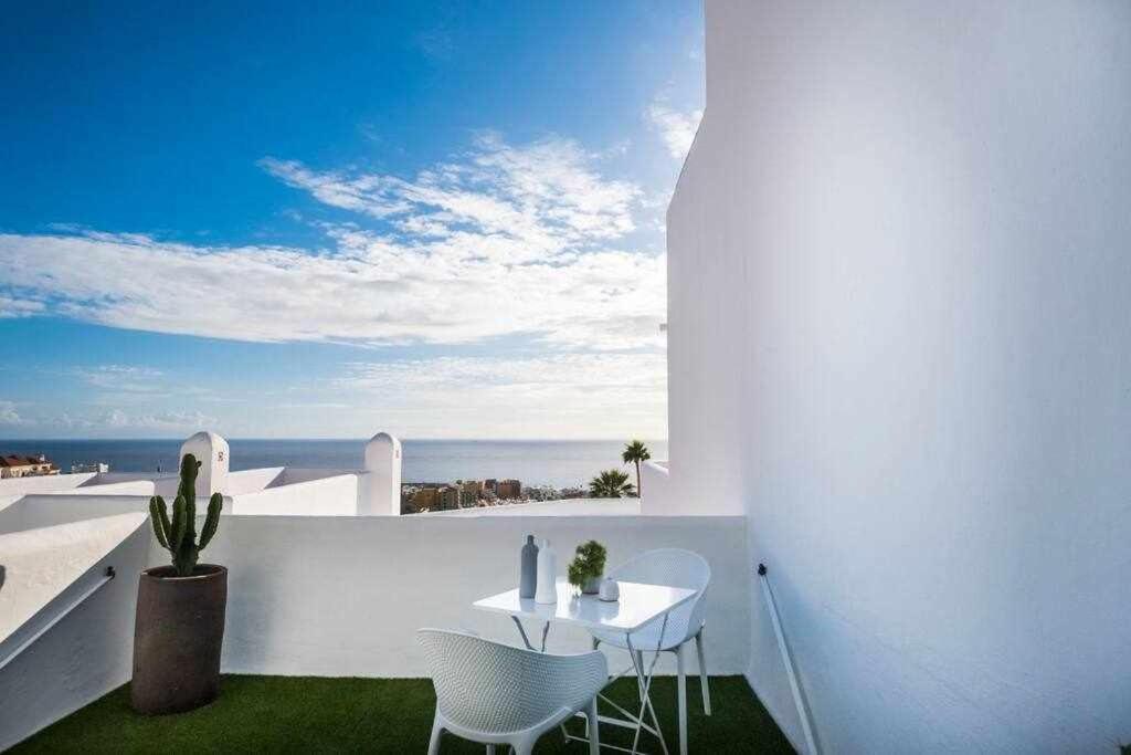 Apartment The Black House In Costa Adeje (Tenerife)