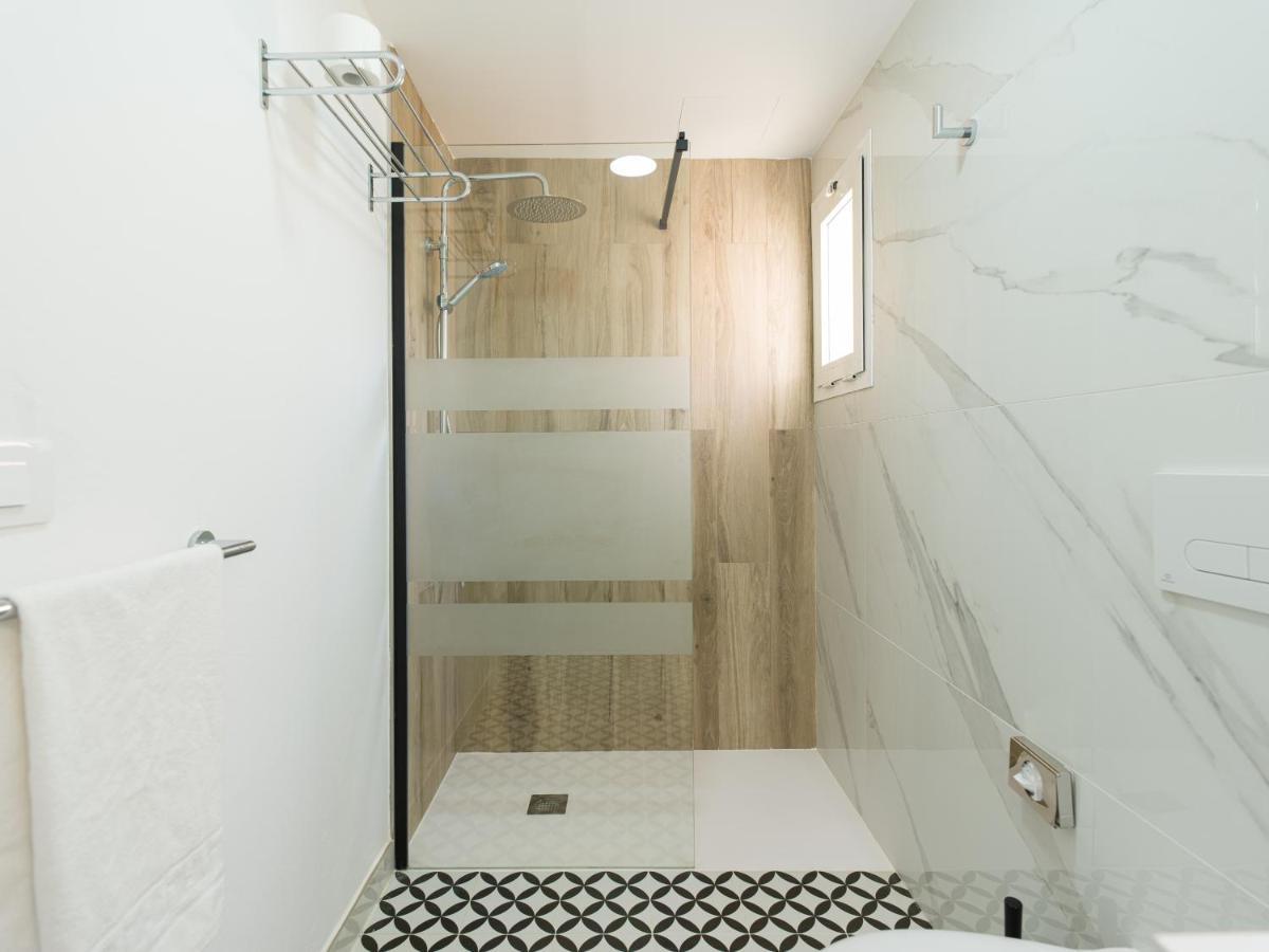 Moderno Con Piscina En Apartamento
