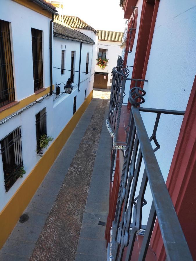 Bed and breakfast San Basilio's Red House