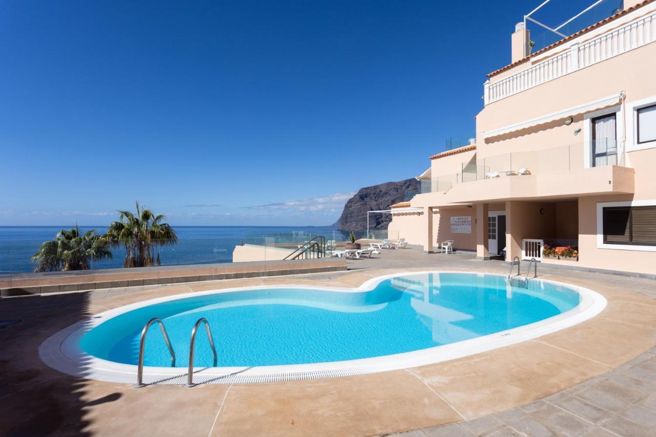 Spectacular Penthouse With Amazing Views *