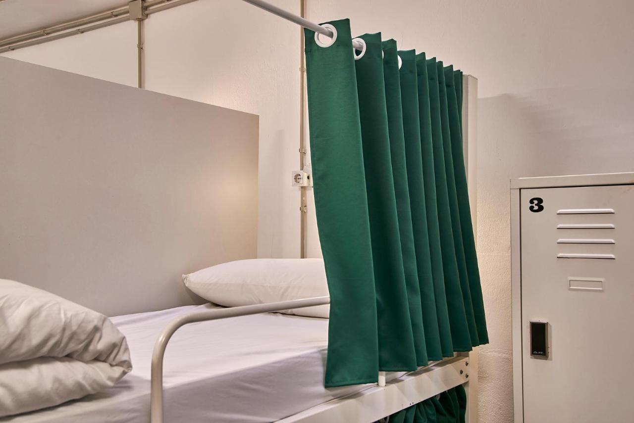 Hostal Hola Collblanc L'Hospitalet de Llobregat