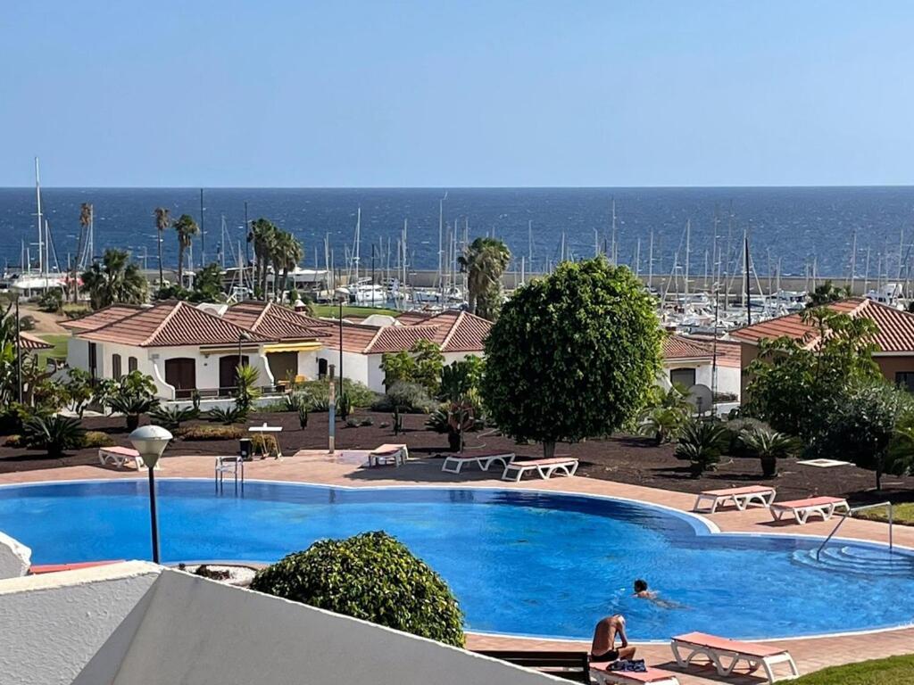 Deluxe Apt. 110qm+terrasse 60qm Pool Wifi Golf Yachthafen Apartamento San Miguel de Abona