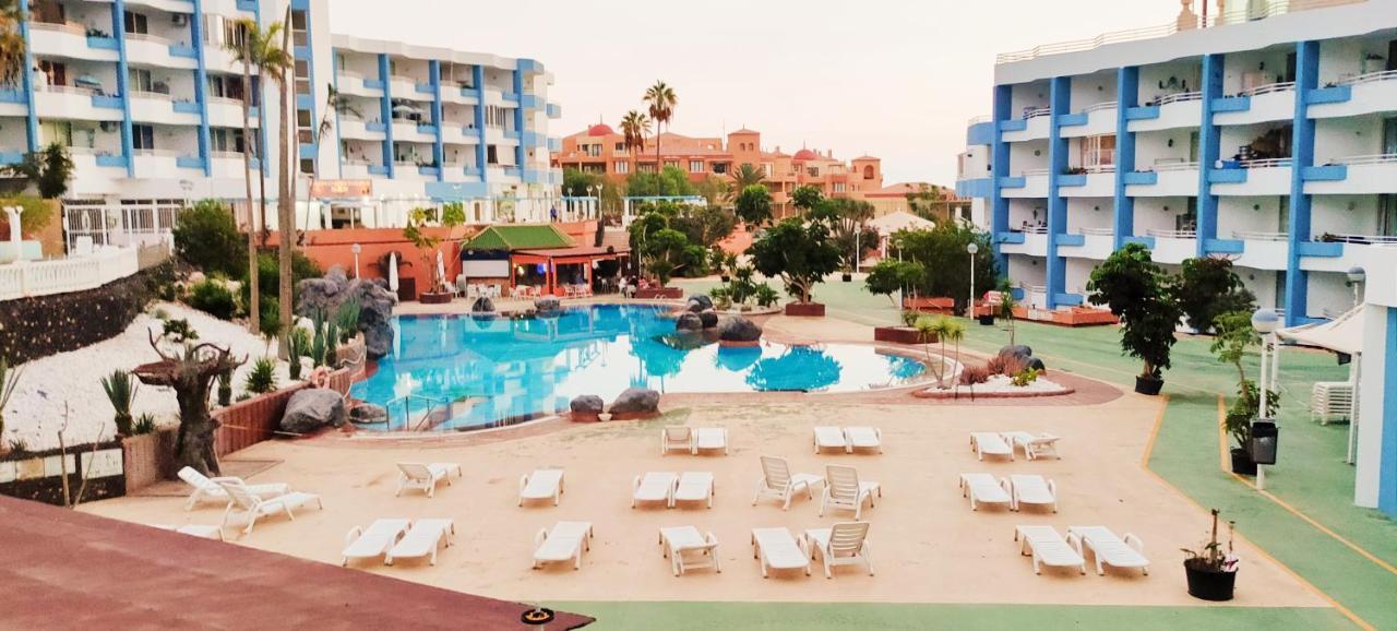 Tropical Green Park - Piscina - Parking - Edificio La Corbeta Apartment San Miguel de Abona
