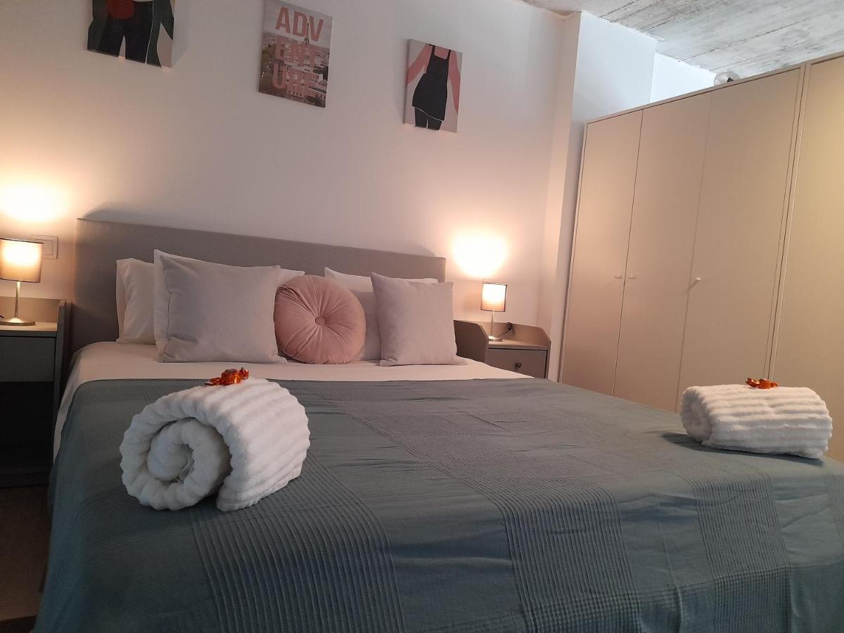 Charming Loft With Indoor Swimming Pool & Apartment Alcobendas