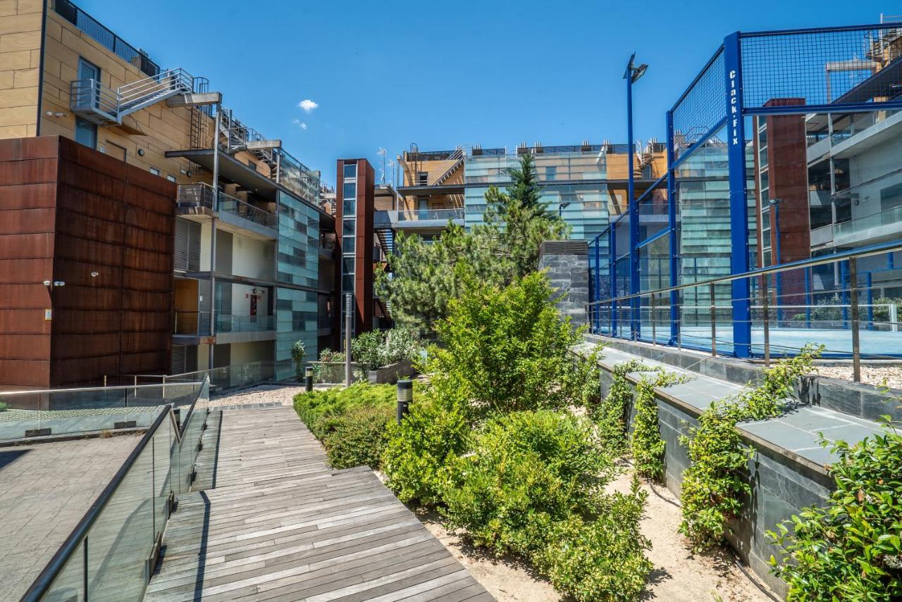 Charming Loft With Indoor Swimming Pool & Apartment Alcobendas