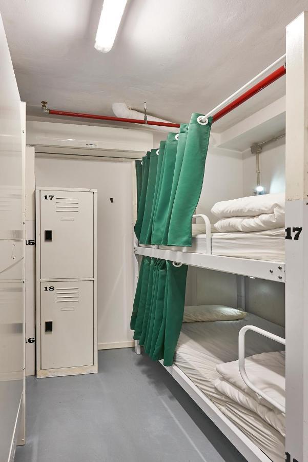 Hola Collblanc Hostal L'Hospitalet de Llobregat