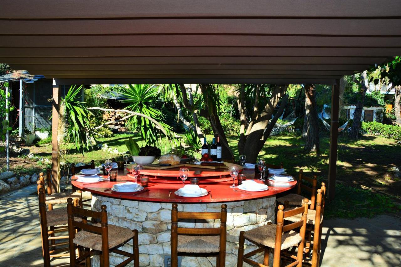 Sitges El Ranch: Beachside Oasis With Pool, Jacuzzi, And Garden *