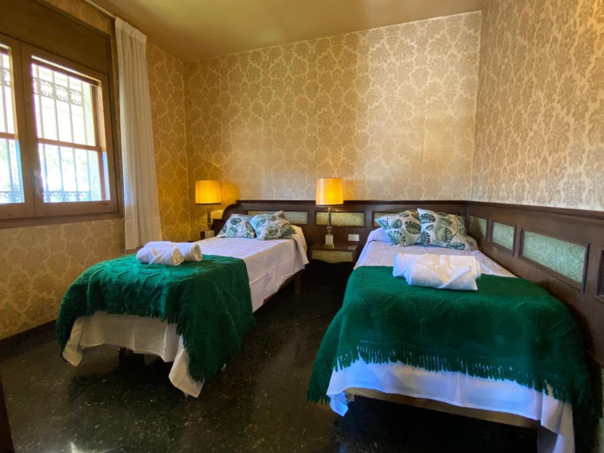 Villa Sitges El Ranch: Beachside Oasis With Pool, Jacuzzi, And Garden Calafell