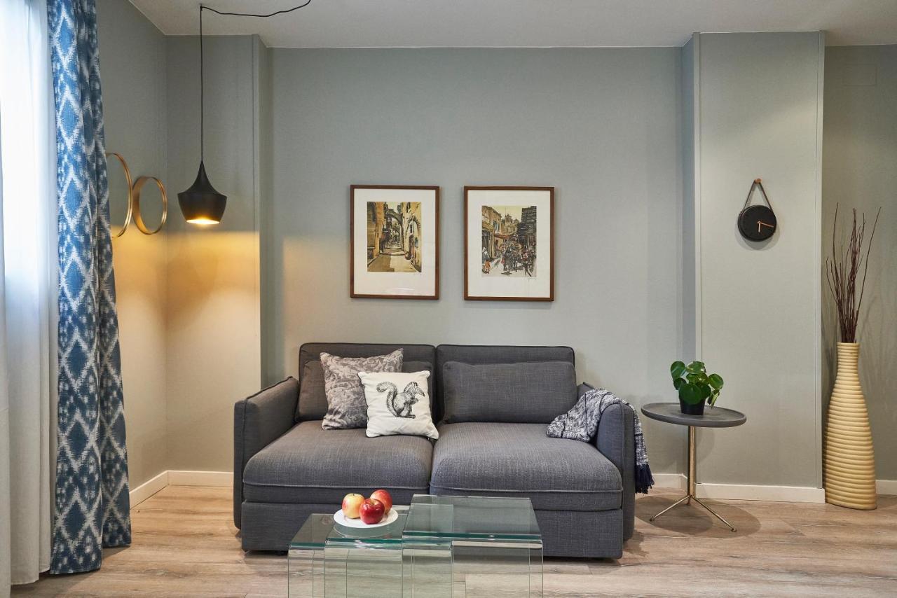 Cathedral Apartment *