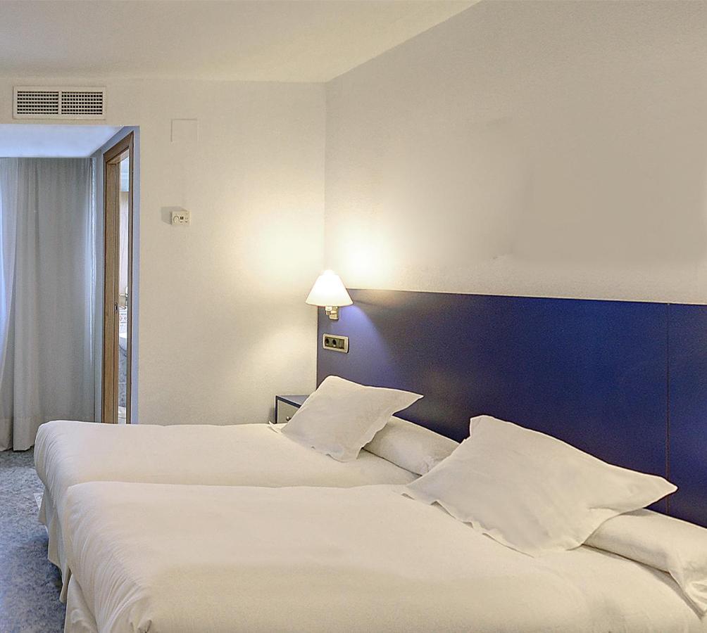 Azul Hotel 2*