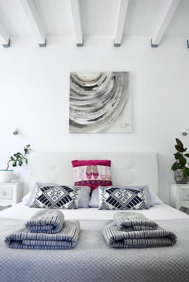 Ocra Apartment *