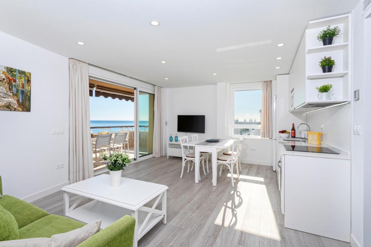 Apartment Arpa De Treboles - Carihuela Views!
