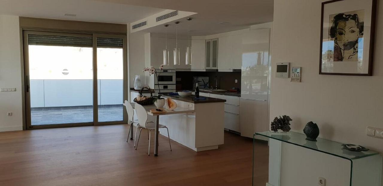 Beachfront Loft In Apartment