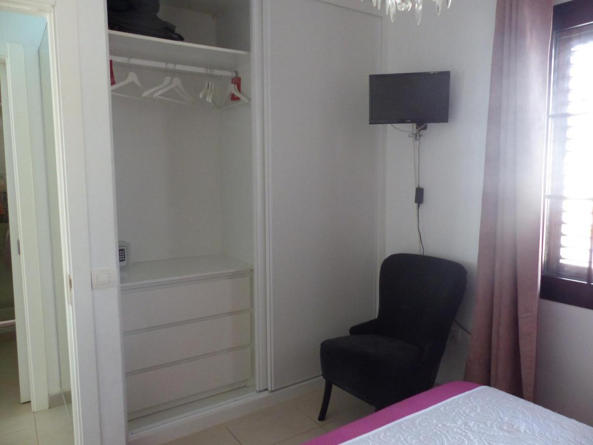 Luissarri's Apartment *