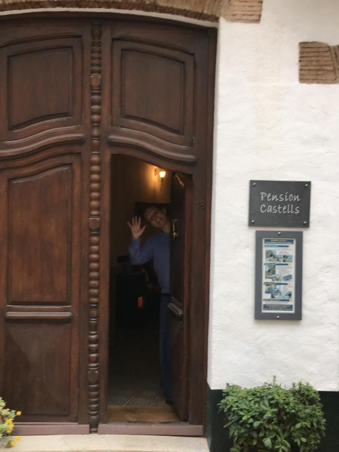 Pension Castells * Castell De Castells