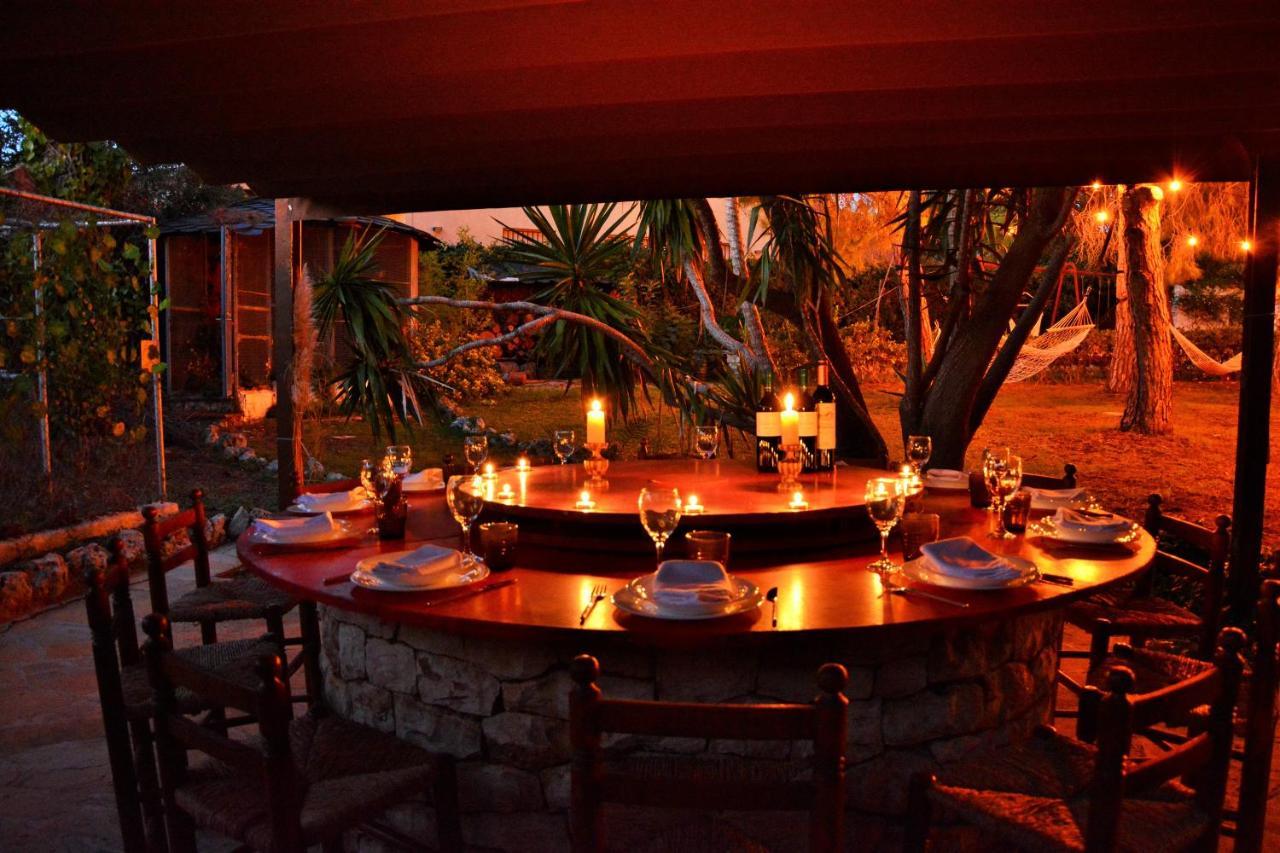 Sitges El Ranch: Beachside Oasis With Pool, Jacuzzi, And Garden Villa *