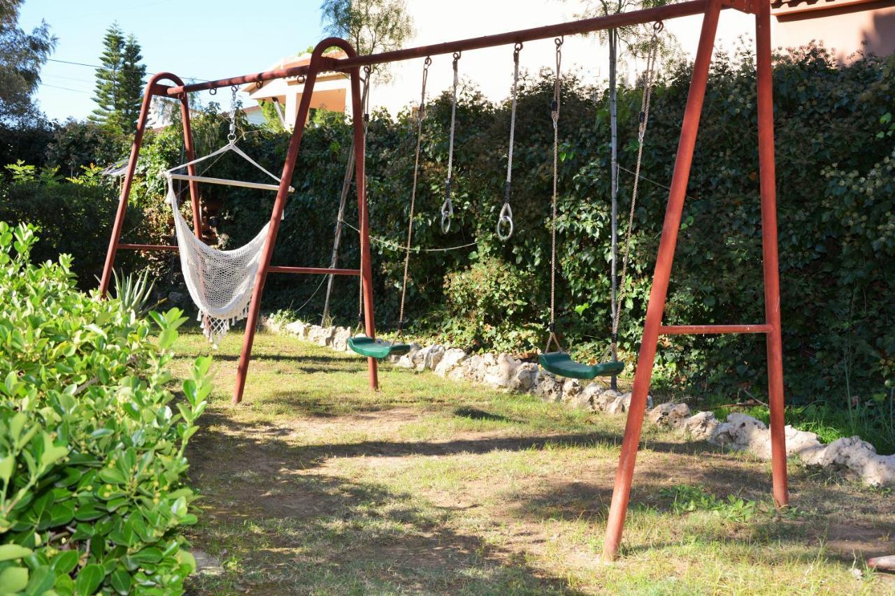 Sitges El Ranch: Beachside Oasis With Pool, Jacuzzi, And Garden *