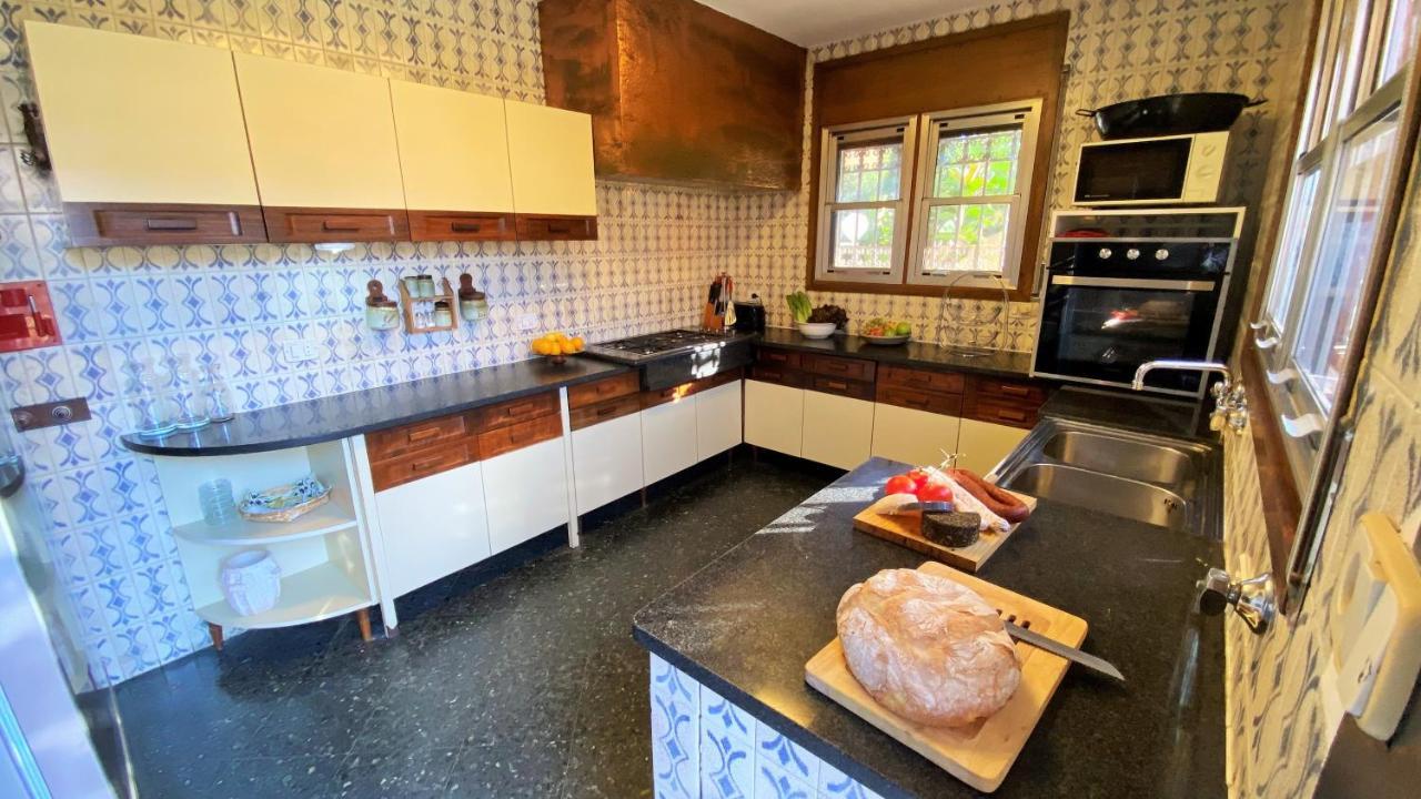 Sitges El Ranch: Beachside Oasis With Pool, Jacuzzi, And Garden Villa *