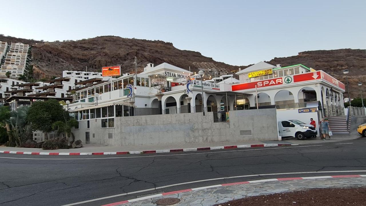 Seaside Haven: Deluxe Seaview With Heated Pools Apartment Playa Del Cura (Gran Canaria)