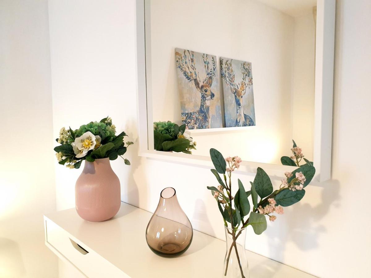 Sherryflat Neira - Parking Apartamento