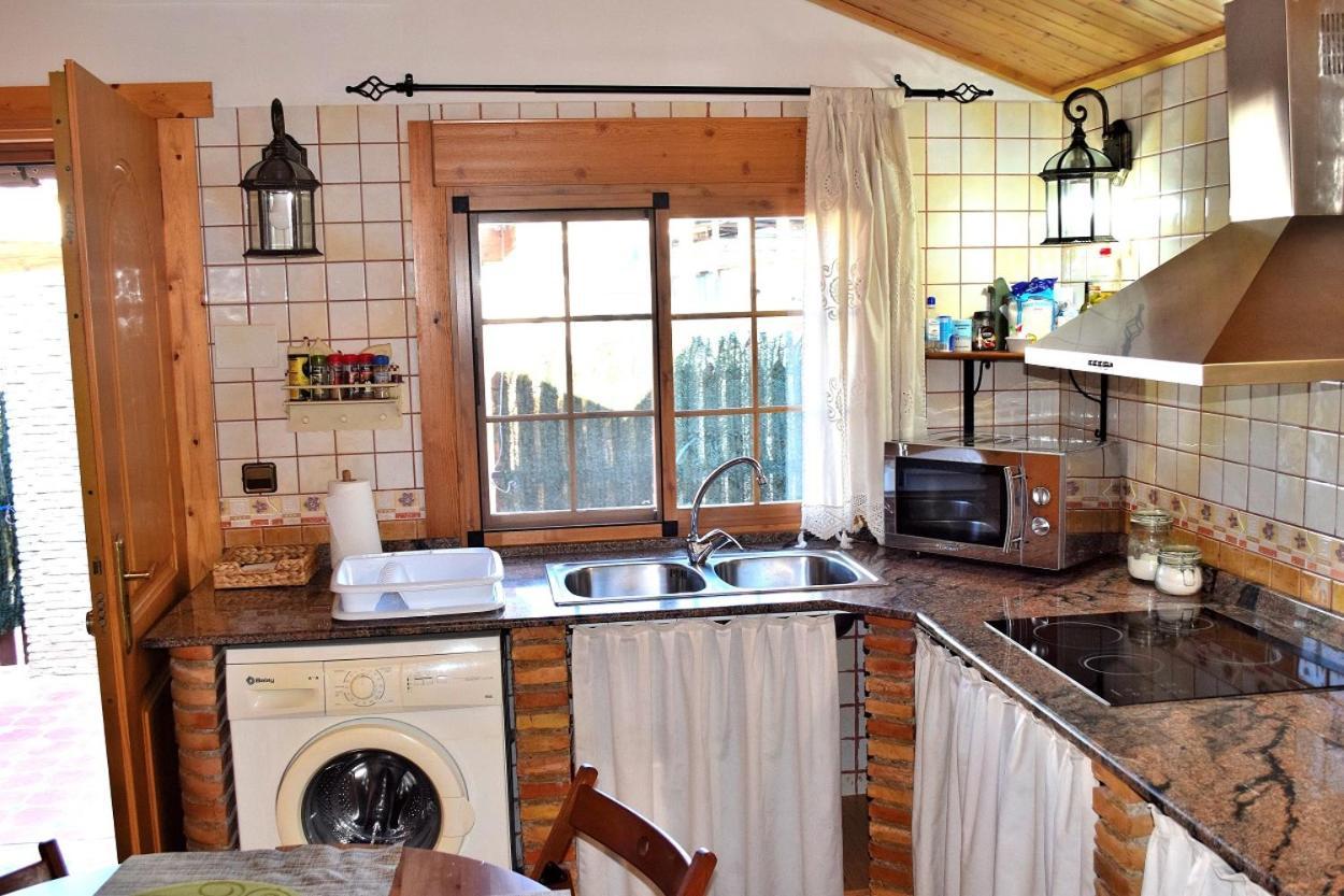 Bungalow En Camping De Apartment