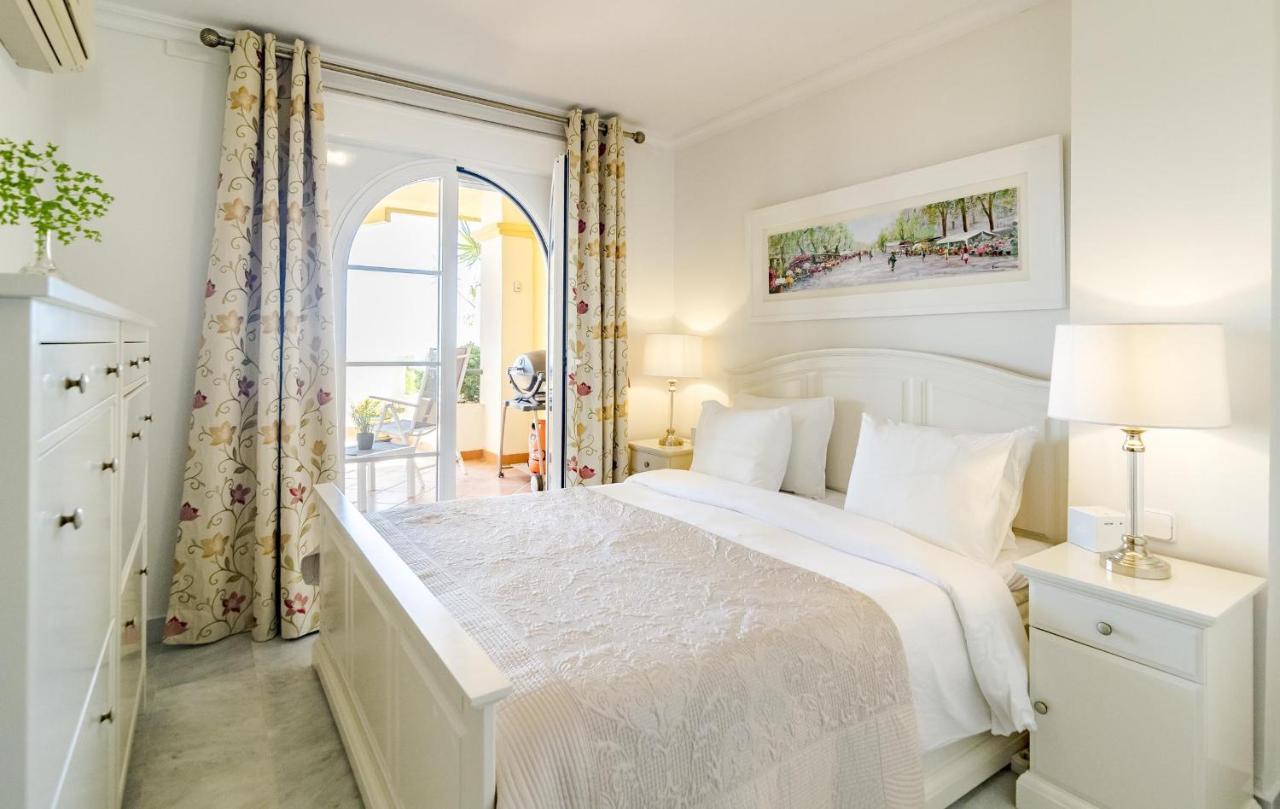 Saa2- Comfortable Puerto Banus Apartment Marbella