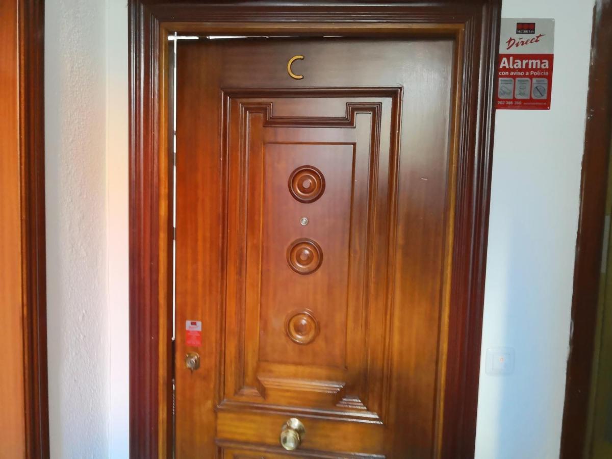 Confortable Y Luminoso Piso 5 Camas, Parking Gratis *
